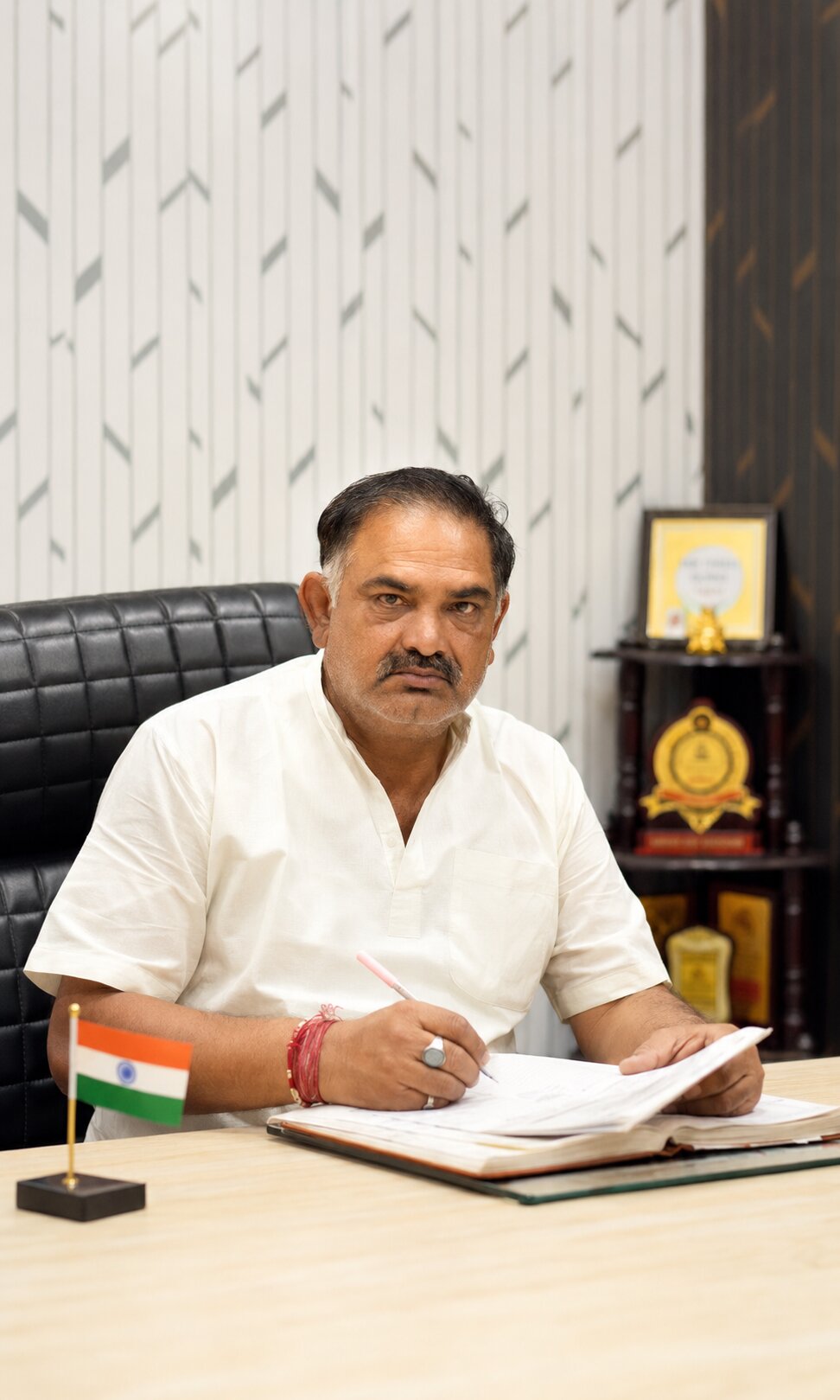 Rajeev Maheshwari, Manager of Gandhi Public School